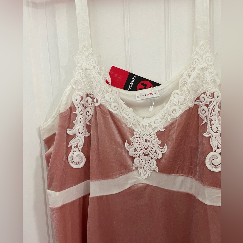 Plus size summer velvet dress, pink and off white - Picture 2 of 6